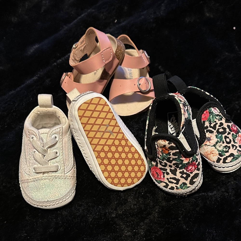 Vans Kids Sandals and Sneakers - Pink, White, Multicolor
